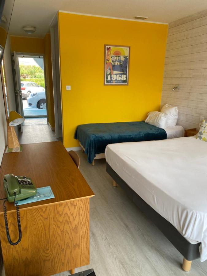 Hotel Saint-Clair, Cote Plage Ла-Гранд-Мот Экстерьер фото